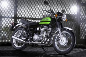 La Kawasaki W fàªte ses 50 ans avec une série spéciale