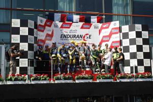Le SERT, la Honda Michelin et la Kawasaki GSR sur le podium