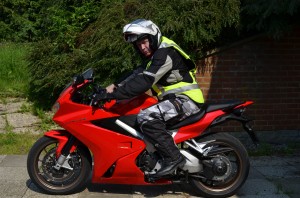 La nouvelle Honda VFR 800F vous rendra le sourire