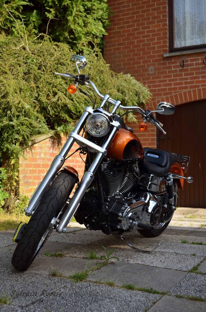 Harley-Davidson Dyna Low Rider 2014 sur un vent de nostalgie