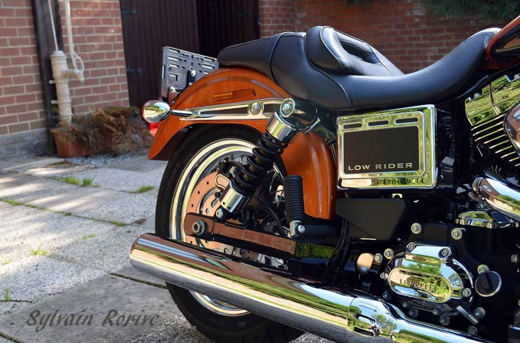 Harley-Davidson Dyna Low Rider 2014 sur un vent de nostalgie