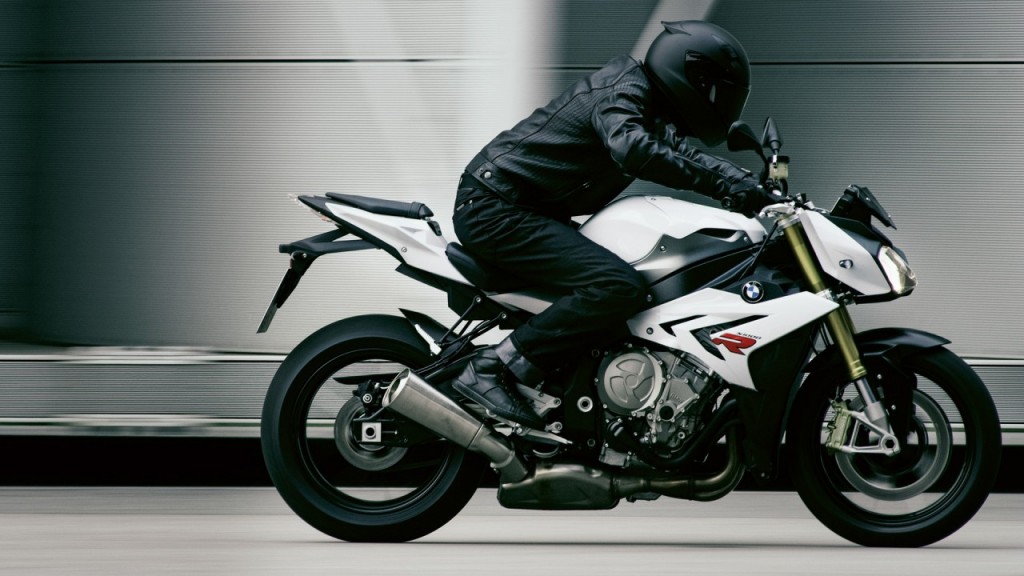 BMW S1000R: le mieux est l&rsquo;ennemi du bien