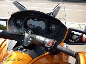 can-am Spyder RTS 2014