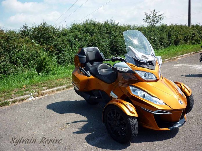 can-am Spyder RTS 2014