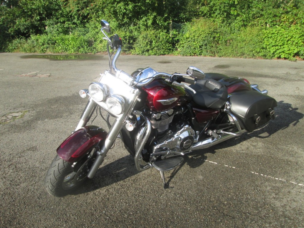 Triumph  Thunderbird 1700 Commander