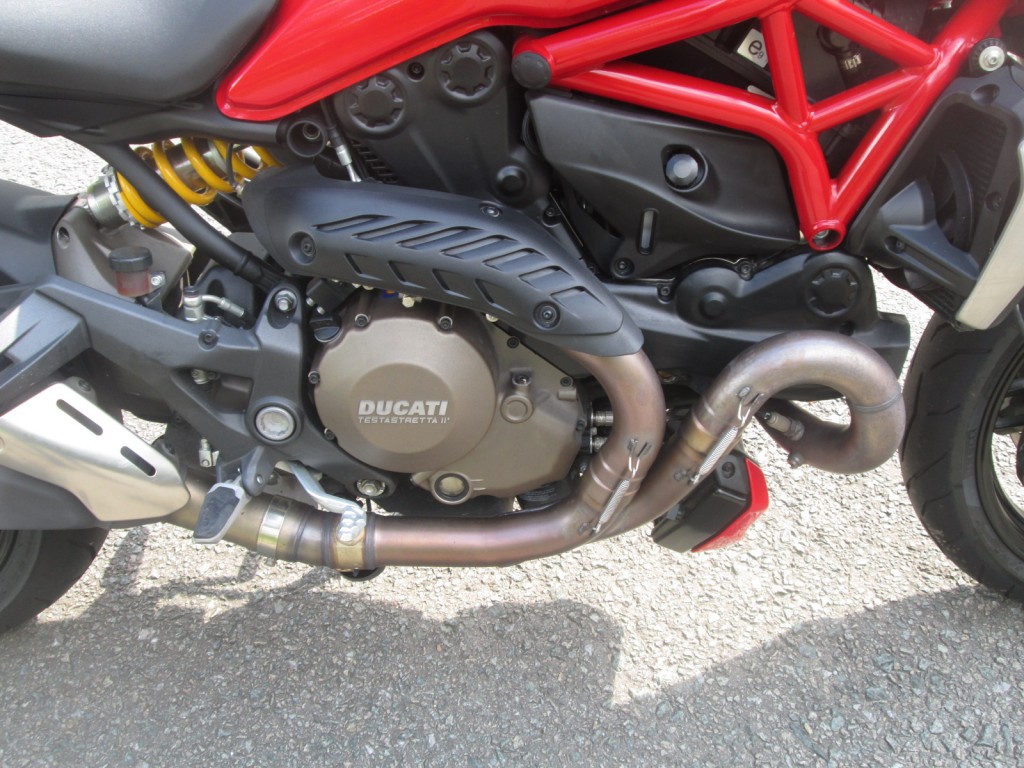 Ducati Monster 1200