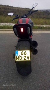 ducati diavel carbon