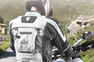 Test extrême en Russie Partie 1: veste IXS Montevideo II et pantalon IXS Caracas II