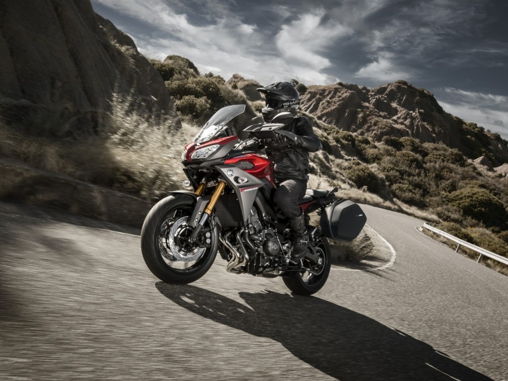 Des Yamaha appétissantes pour 2015 : MT-09 Tracer, R1&#8230;