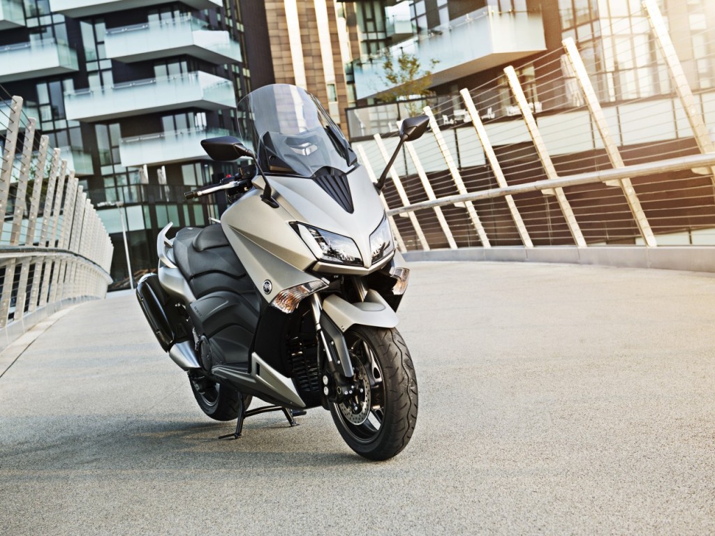 Le nouveau T-Max 2015 et une édition spéciale le T-Max Iron Max