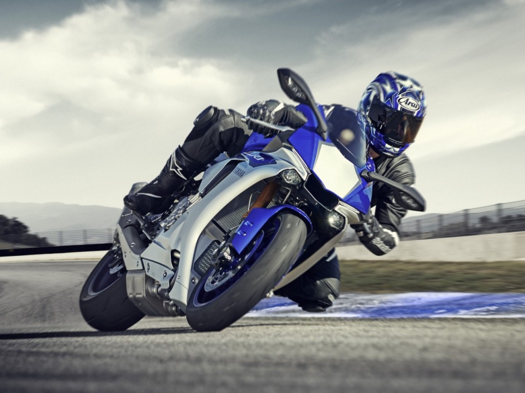 Des Yamaha appétissantes pour 2015 : MT-09 Tracer, R1&#8230;