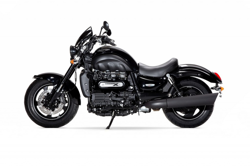 Ca bouge aussi chez Triumph : nouvelles Tiger 800, Thunderbird Nightstrom et Rocket X