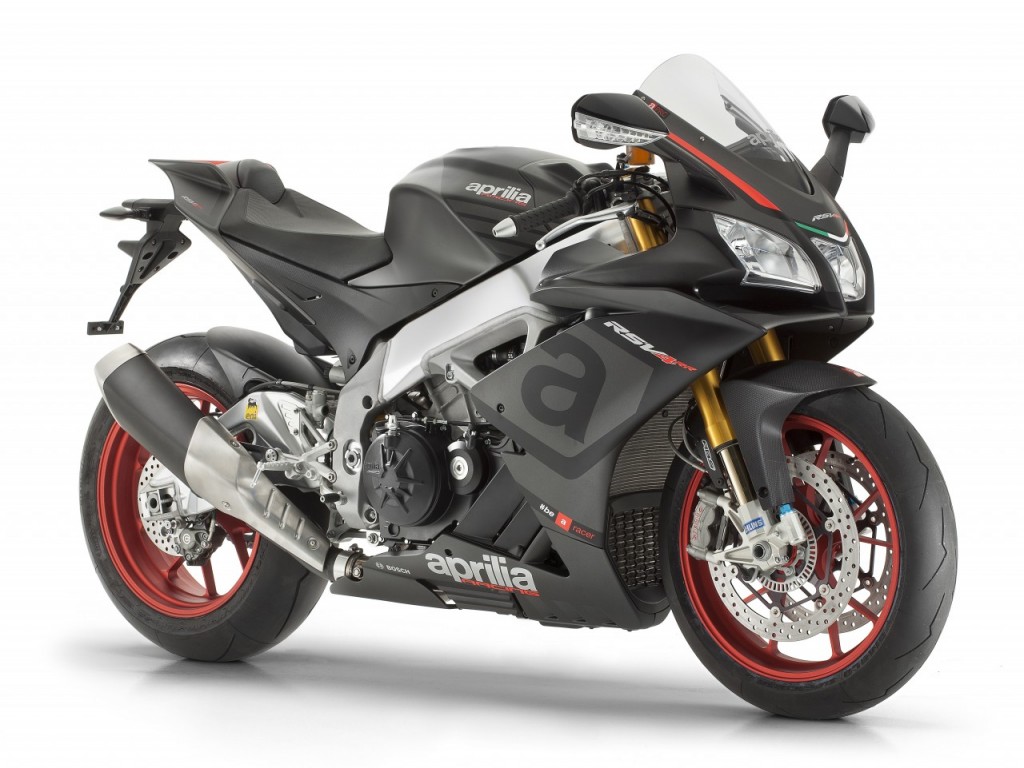 L&rsquo;Aprilia RSV4 RR et la Tuono V4 1100 en 2015