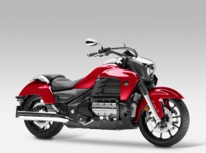 Quoi de neuf chez Honda? des Goldwing anniversary, une crossrunner VFR800X et d&rsquo;autres.