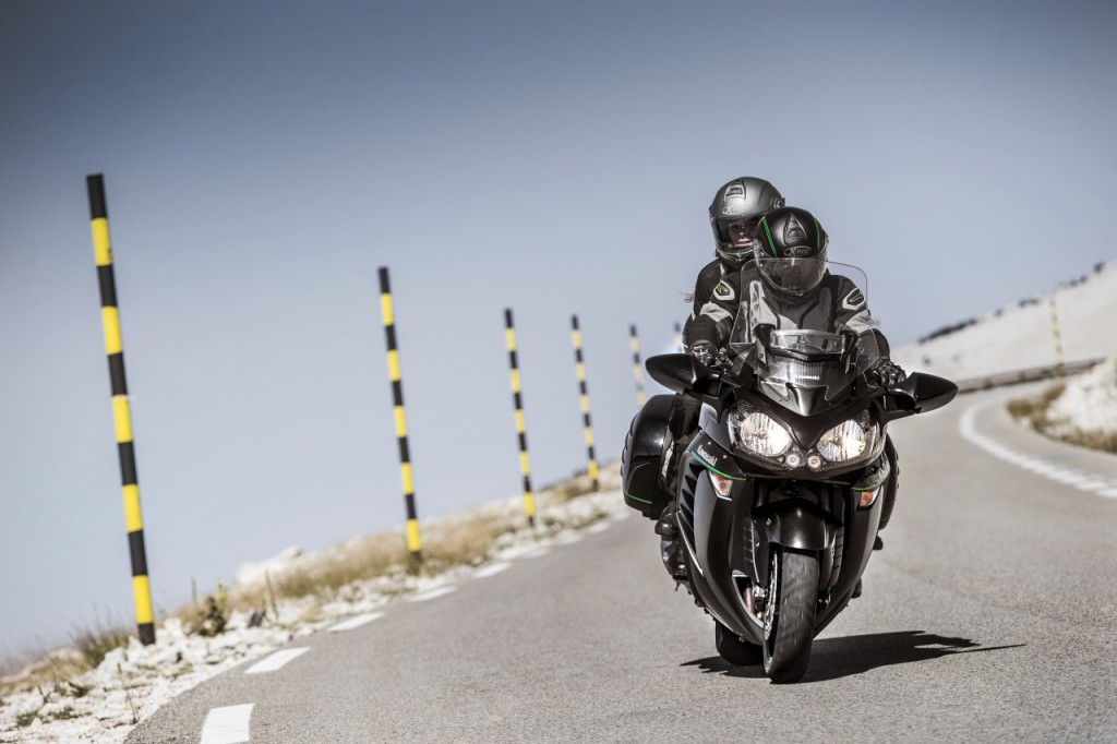 La Kawasaki 1400 GTR fait peau neuve pour 2015