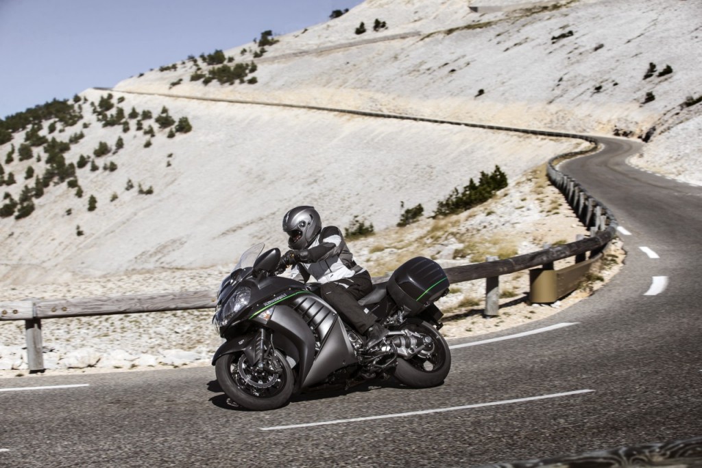 La Kawasaki 1400 GTR fait peau neuve pour 2015