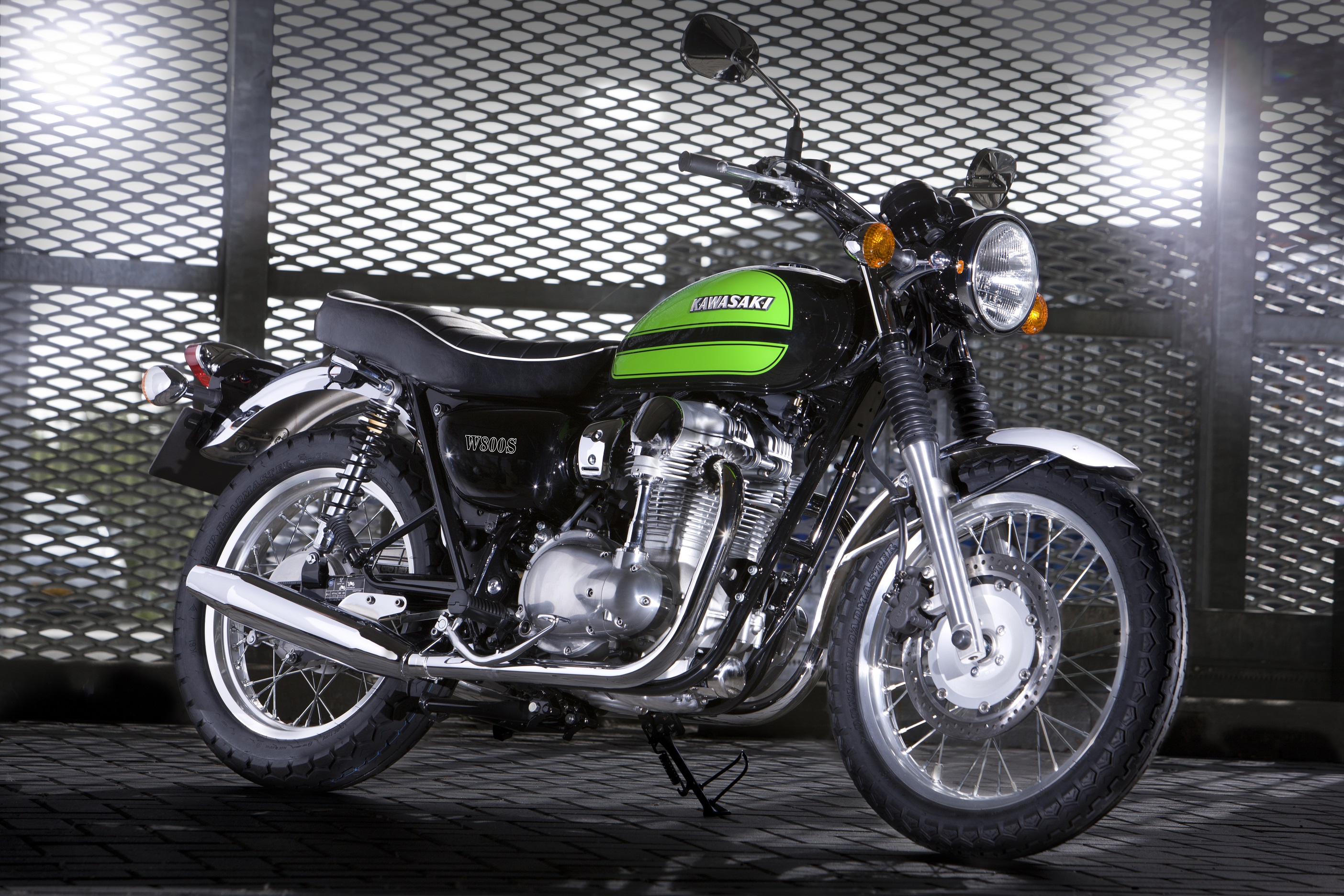 kawasaki w800 retro