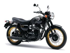 Kawasaki Japon tune la W800 en café racer