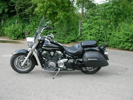 Yamaha XVS 1300 Midnight Star Touring