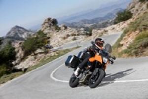 KTM : Action Travel Kit pour les 990 SMT et Adventure 2011