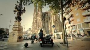Idée originale : visitez Barcelone en sidecar