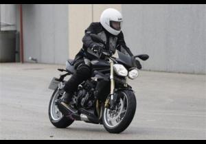 triumph-street-triple-2013