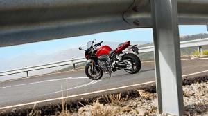 Essai de la Yamaha FAZER 1000 ABS