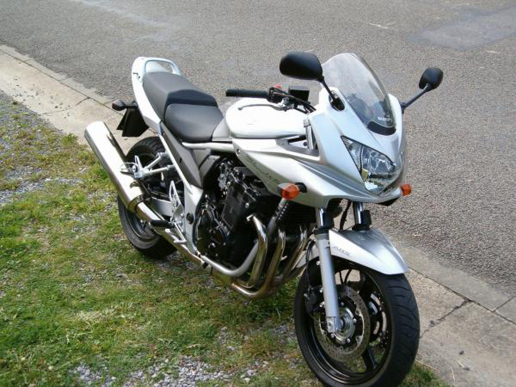 Suzuki Bandit 650 N &#8211; Un Bandit sympathique mais trop sage