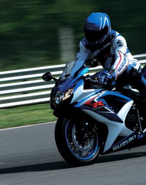 Essai de la Suzuki GSX-R 750 K8