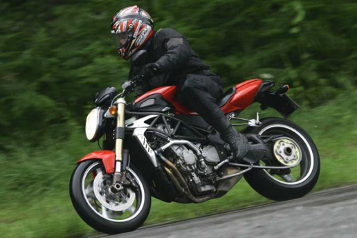 Essai des MV Agusta Brutale 910 S et R