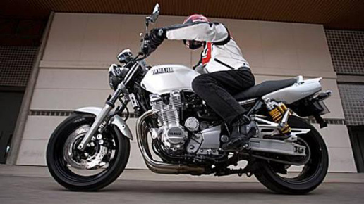 Essai des Yamaha FZ1 ABS &#038; XJR 1300