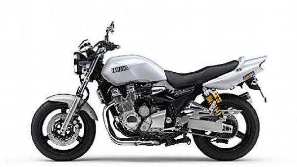 Essai des Yamaha FZ1 ABS &#038; XJR 1300