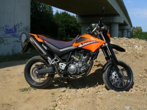 Yamaha XTX 660 Supermotard &#8211; L&rsquo;apprentie supermotard au quotidien.