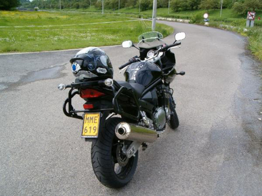 Suzuki Bandit 1200 S &#8211; Roadster au gros coeur pour gros bras.