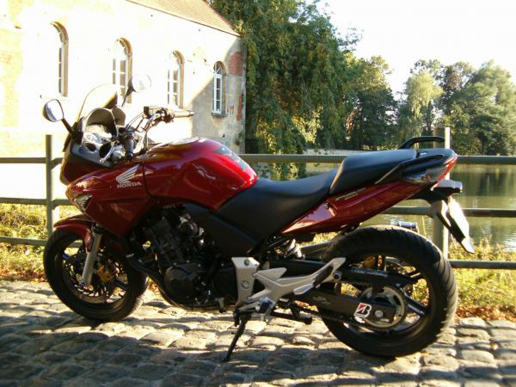 Honda CBF 600 S &#8211; Retour vers le passé&#8230;