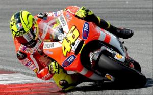 Bridgestone s’associe à Valentino Rossi