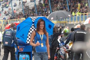 Umbrella girls à  Assen