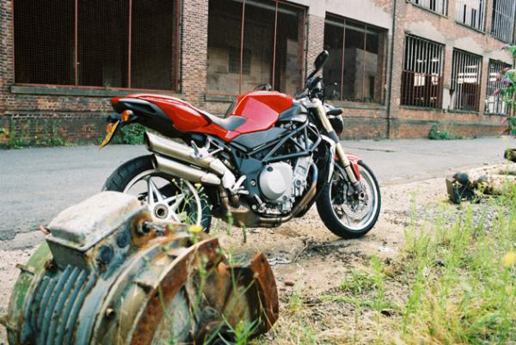 MV Agusta Brutale   Ma che tuning ?