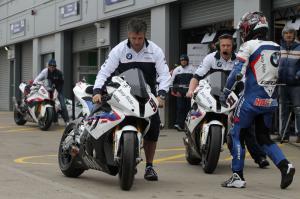 BMW prépare Assen