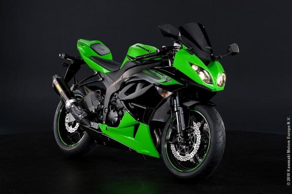 Kawasaki ZX-6R &#8211; 2011