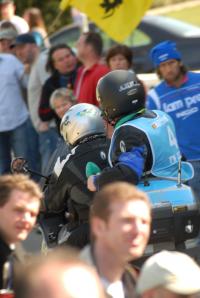 Dans le ballet des motards du Tour des Flandres