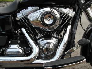 Harley-Davidson Dyna Switchback la moto aux deux visages.