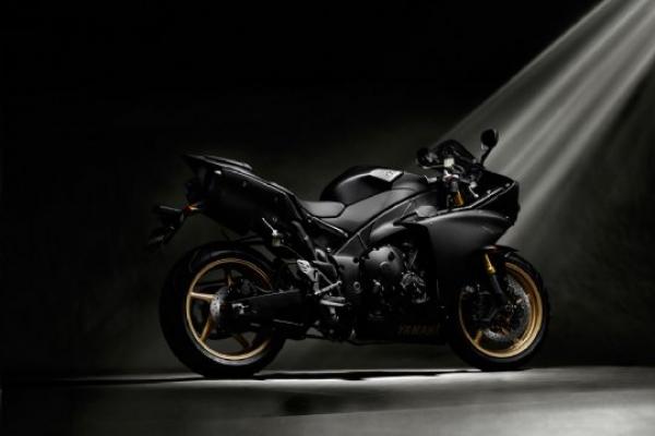 Yamaha R1 Big Bang &#8211; 2009