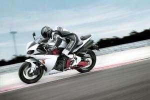 Yamaha R1 Big Bang &#8211; 2009