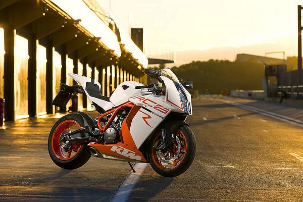 KTM RC8R &#8211; 2011