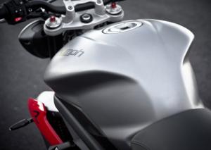 Triumph Street Triple R &#8211; 675 &#8211; 2013