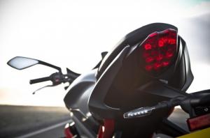 Triumph Street Triple R &#8211; 675 &#8211; 2013