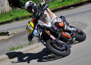 Fred Fiorentino intraitable au Belgian Dark Dog Moto Tour