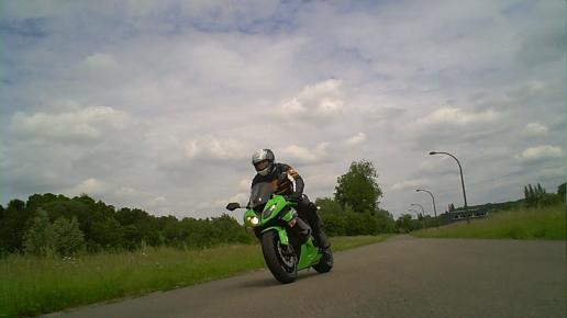 Kawasaki ZX6-R : la pistarde sur route