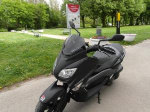 Yamaha X Max 250 Momo Design le petit frère a le look